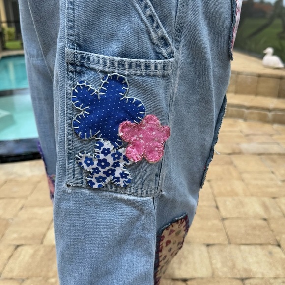 Artfully Altered Gap Carpenter jeans hand embroidered flowers butterflies Medium - Picture 4 of 12